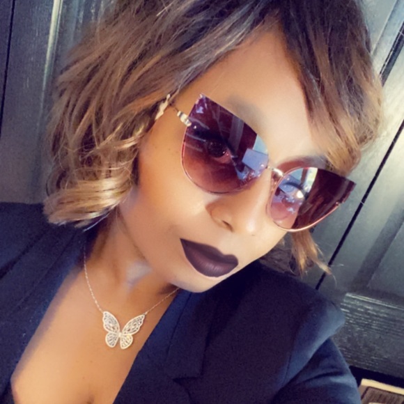 BCBGMAXAZRIA "Vixen" Metal Sun Glasses - Picture 5 of 6